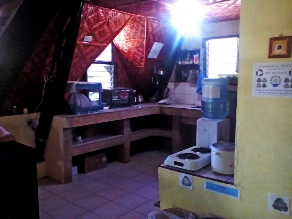 Lennon'S Place Backpacker Hostel Panglao Cameră foto